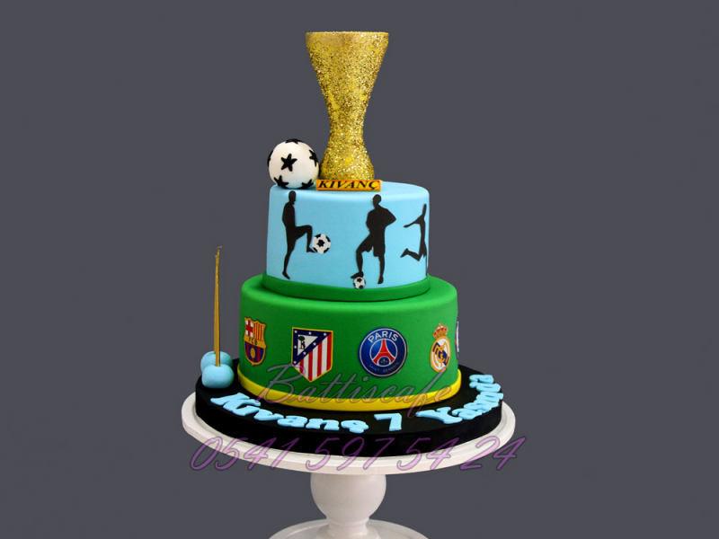 Futbol Temalı Doğum günü Pastası