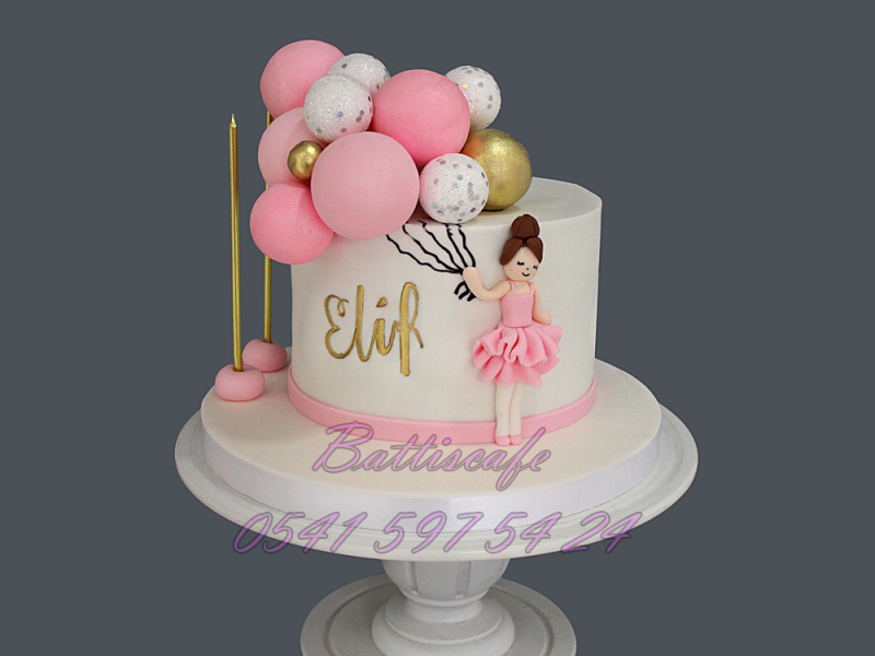 Balonlu doğum günü pastası