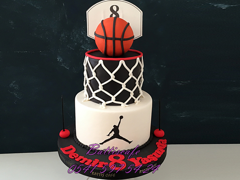 Basketbol Temalı Doğum günü Pastası