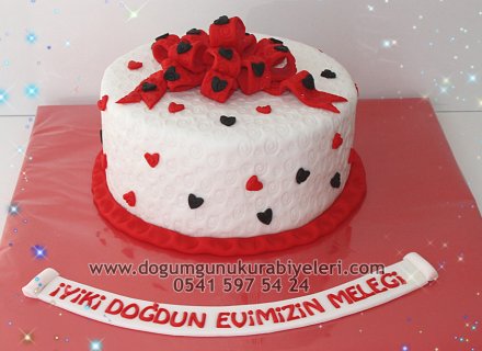 Doğum Günü Pastası