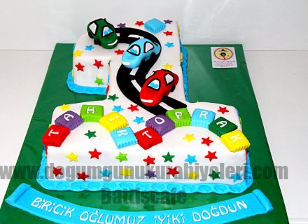 Doğum Günü Pastası